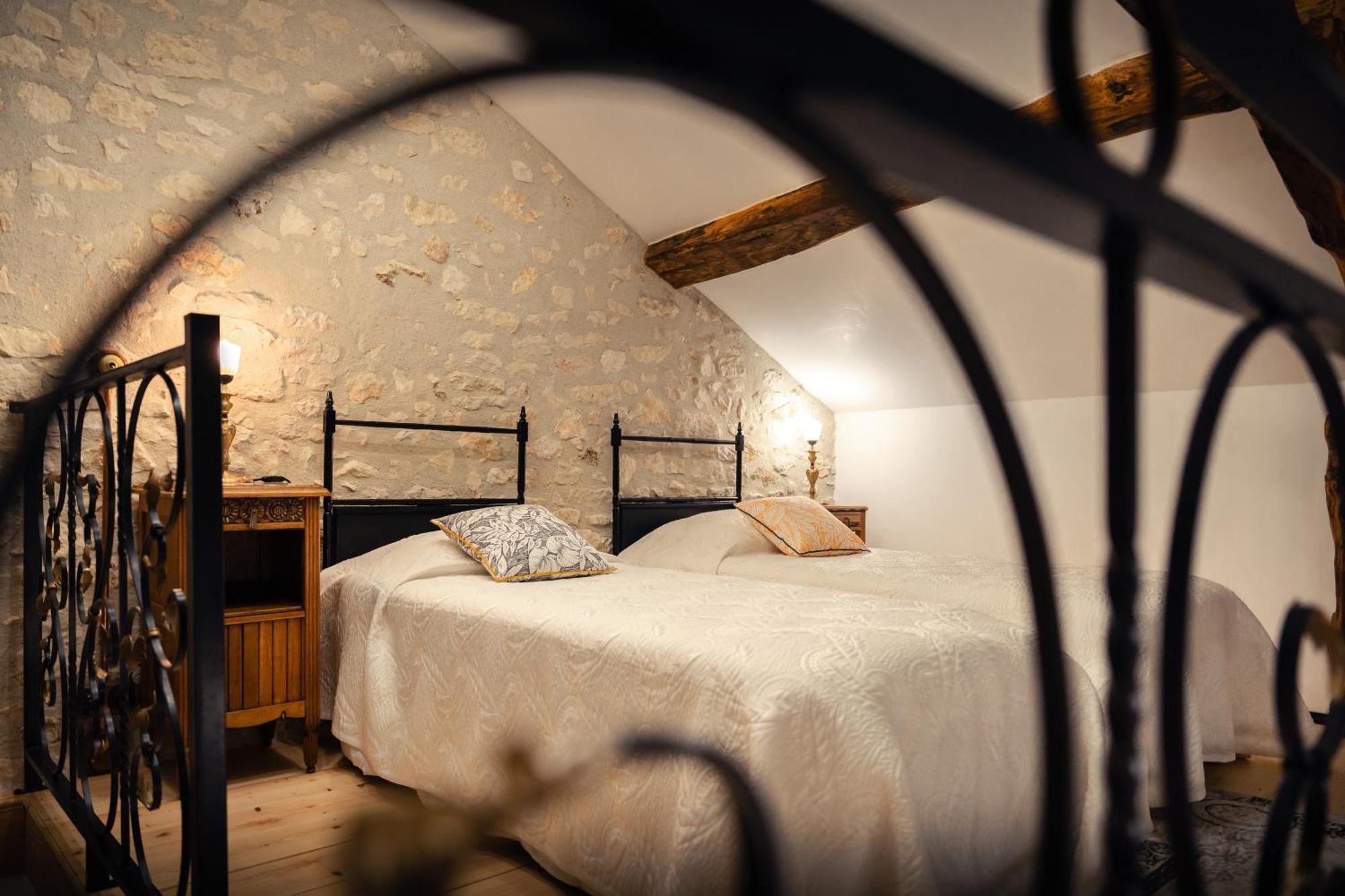 Ets Capmasil - Chambre 1920 Virac Exterior foto